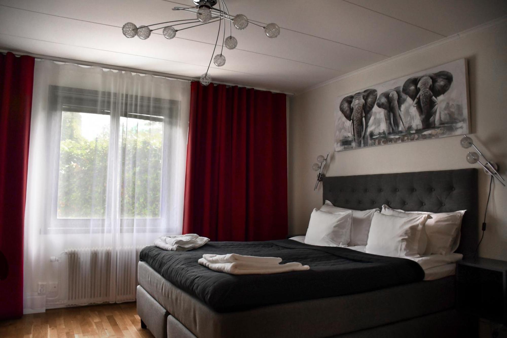 Kungsbacken Hotell & Konferens Katrineholm Zewnętrze zdjęcie